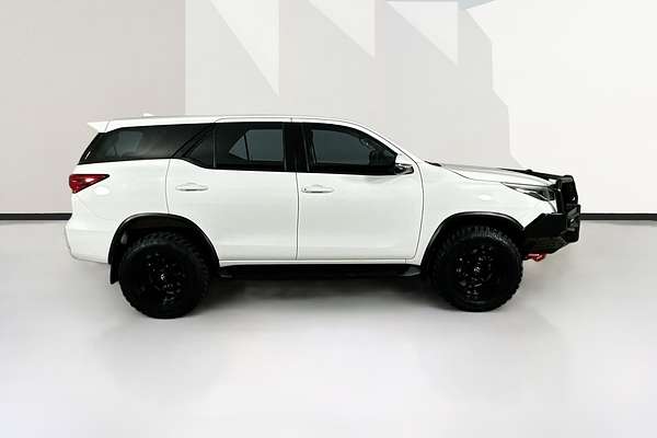 2021 Toyota FORTUNER GX GUN156R