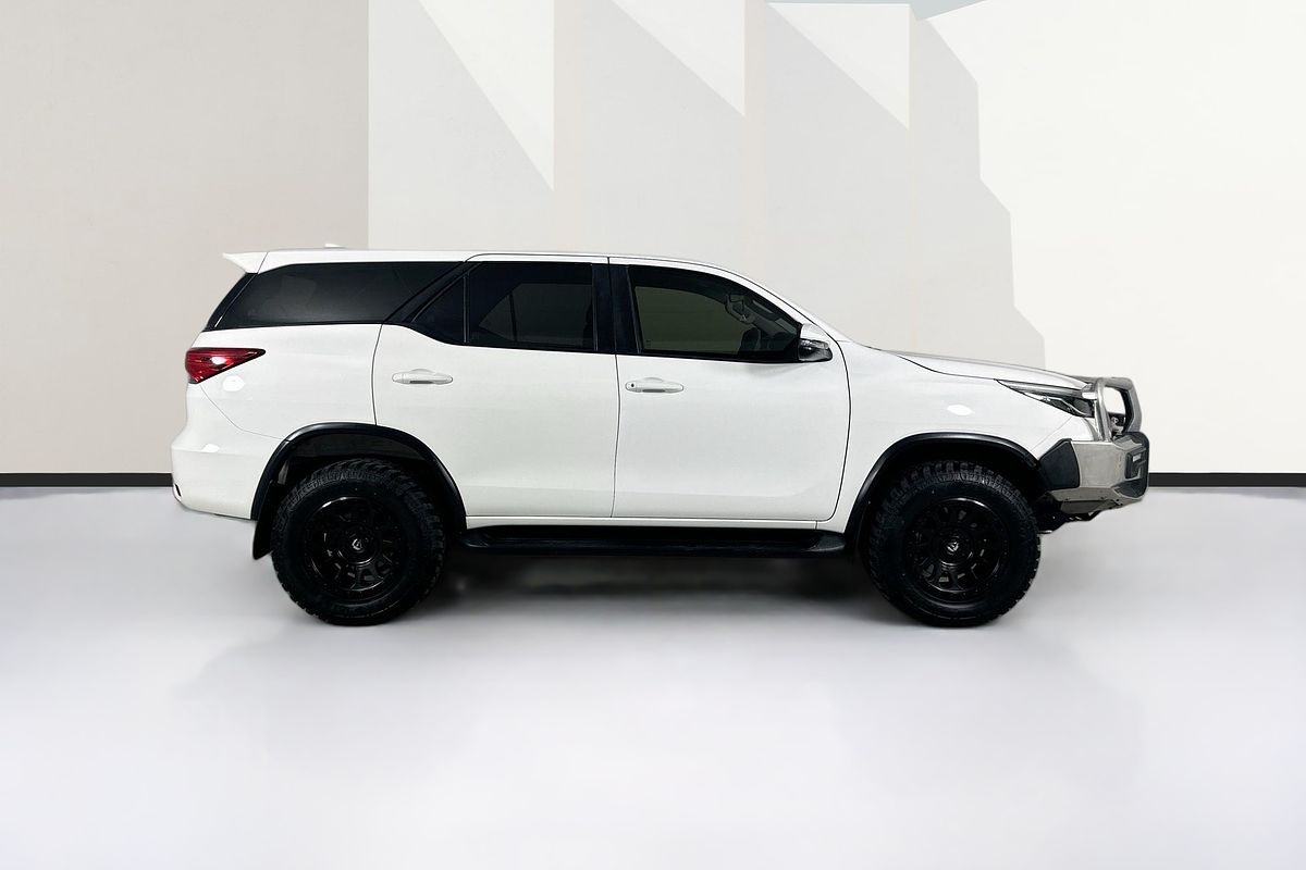 2021 Toyota FORTUNER GX GUN156R
