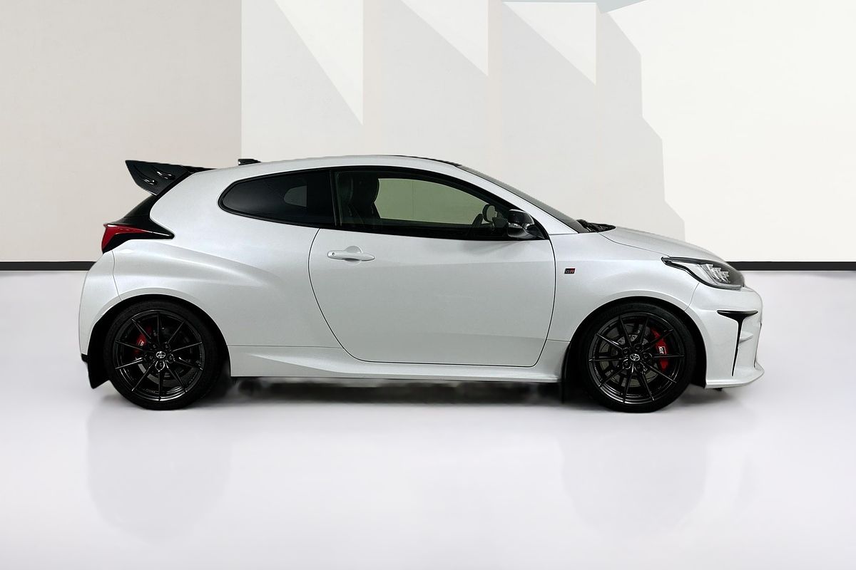 2022 Toyota GR YARIS RALLYE GXPA16R