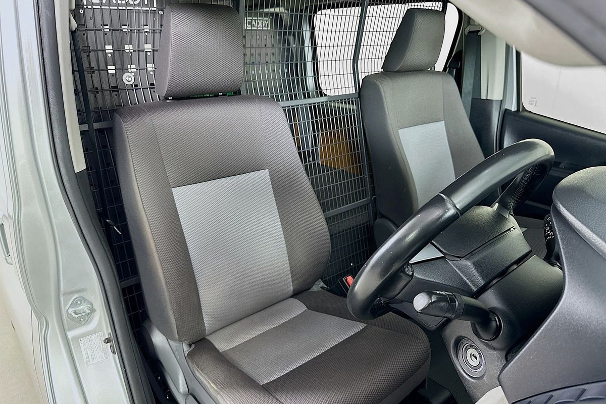 2019 Toyota HIACE LWB GDH300R LWB