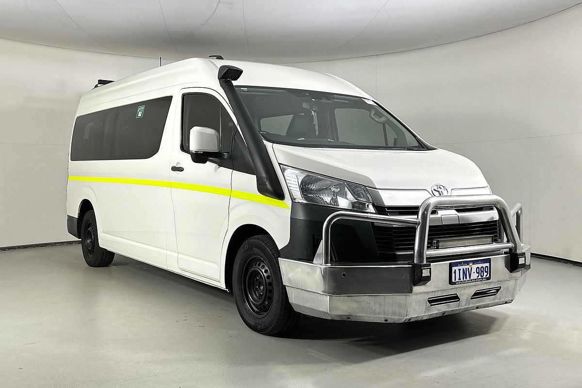 2021 Toyota HIACE SLWB COMMUTER (12 SEATS) GDH322R