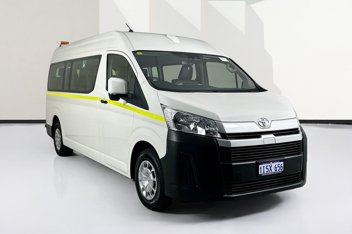 2022 Toyota Hiace SLWB COMMUTER (12 SEATS) GDH322R