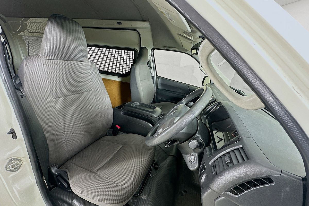 2016 Toyota Hiace KDH221R