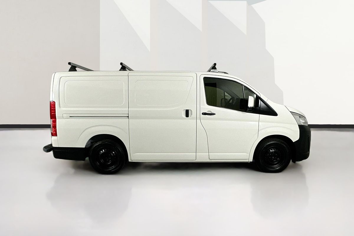 2020 Toyota HIACE LWB GRH300R LWB