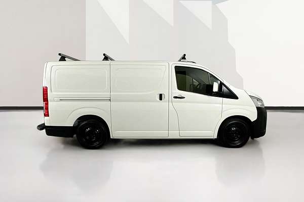 2020 Toyota HIACE LWB GRH300R LWB