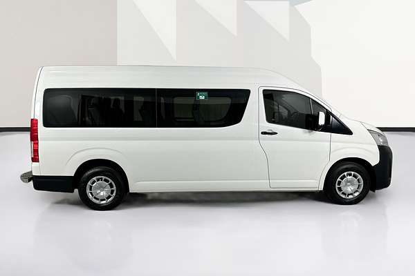 2020 Toyota Hiace Commuter GDH322R
