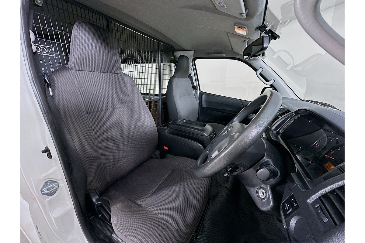 2018 Toyota HIACE LWB KDH201R MY16 LWB
