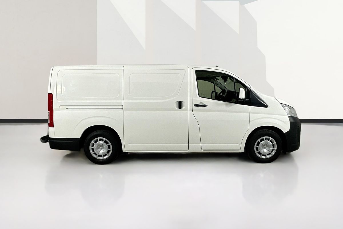 2019 Toyota HIACE LWB GDH300R LWB