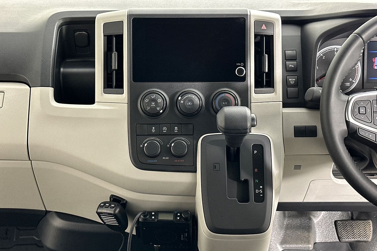 2025 Toyota Hiace SLWB COMMUTER (12 SEATS) GDH322R