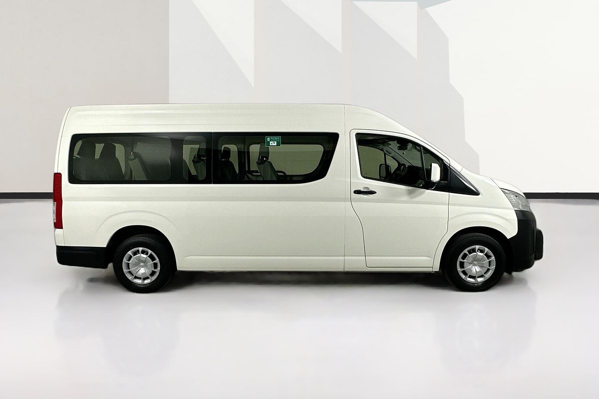 2021 Toyota HIACE SLWB COMMUTER (12 SEATS) GDH322R