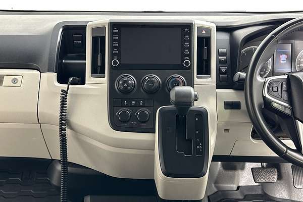 2023 Toyota Hiace SLWB COMMUTER (12 SEATS) GDH322R