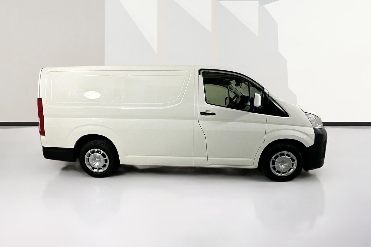 2023 Toyota HIACE LWB GDH300R LWB