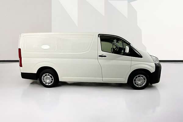 2023 Toyota HIACE LWB GDH300R LWB