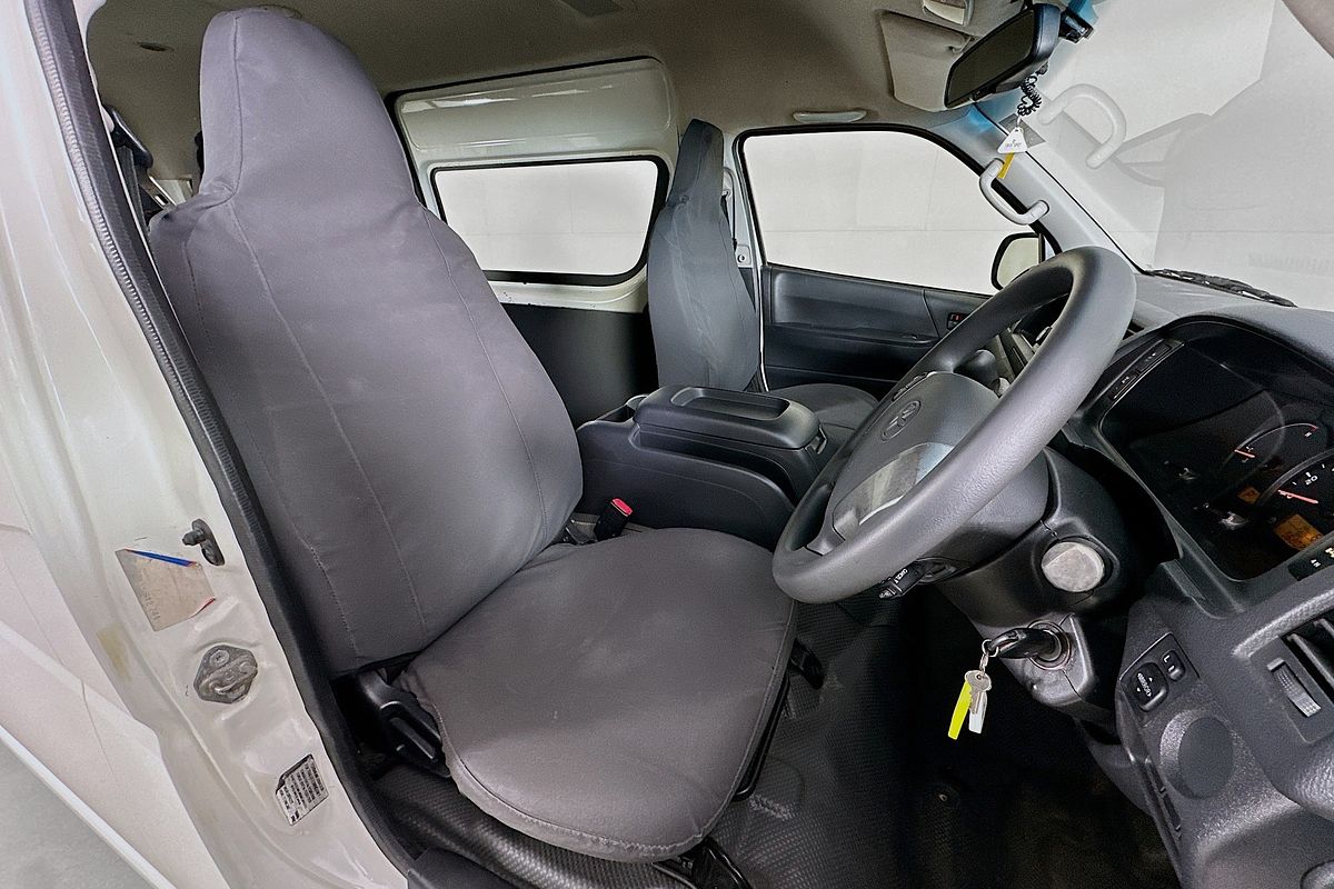 2017 Toyota Hiace COMMUTER (12 SEATS) KDH223R MY16