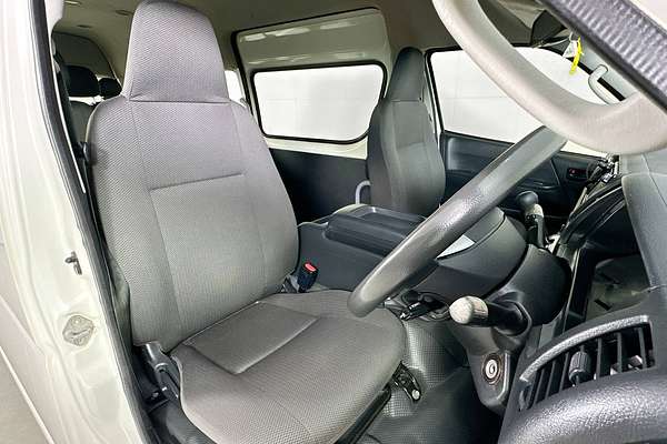 2019 Toyota Hiace COMMUTER (12 SEATS) KDH223R MY16