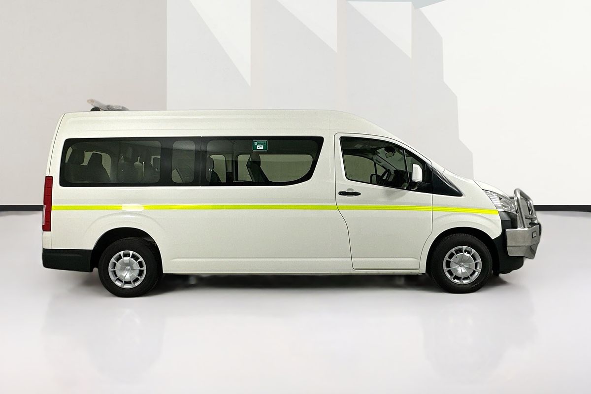 2023 Toyota Hiace SLWB COMMUTER (12 SEATS) GDH322R