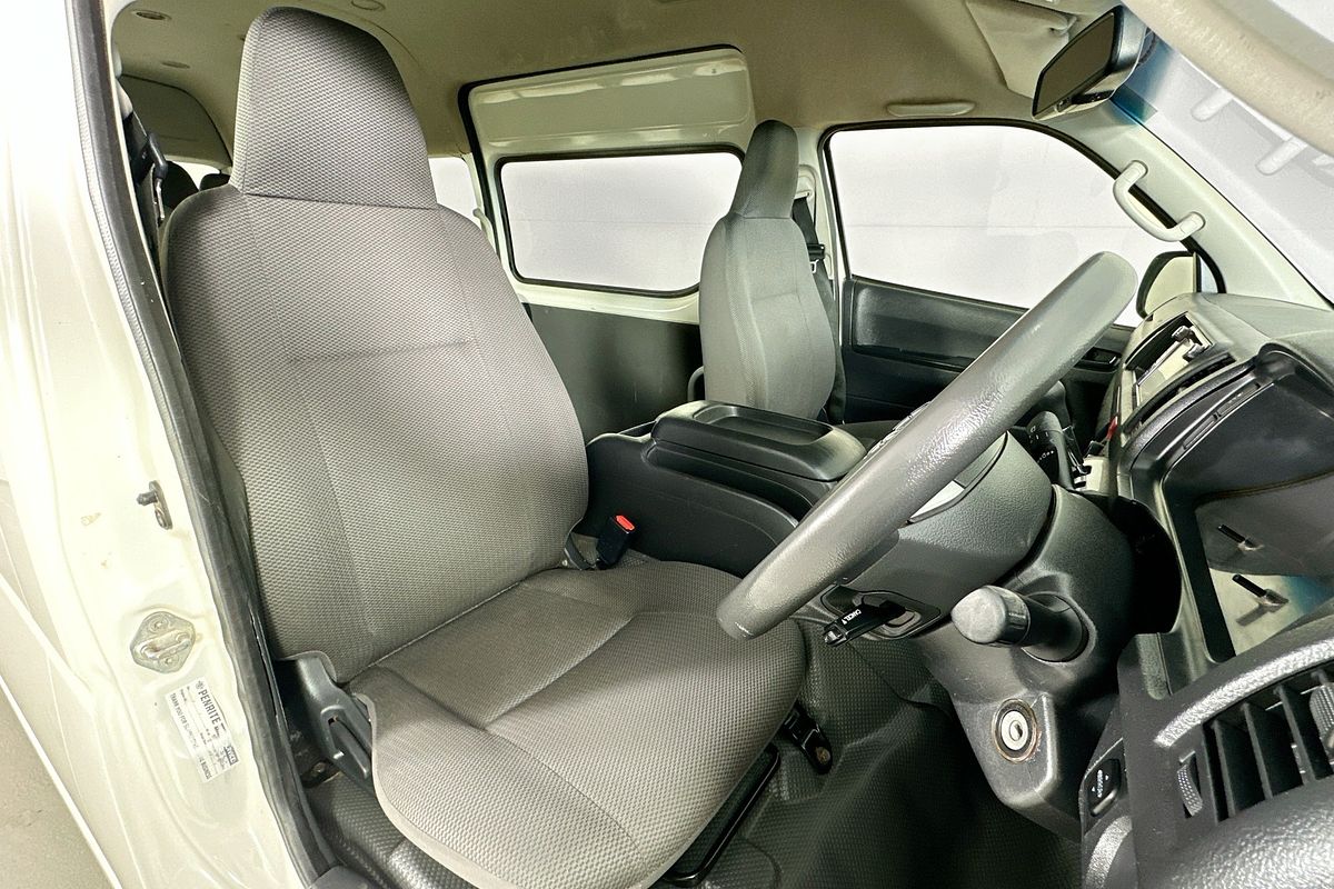 2019 Toyota HIACE COMMUTER KDH223R MY16 ELWB High Roof