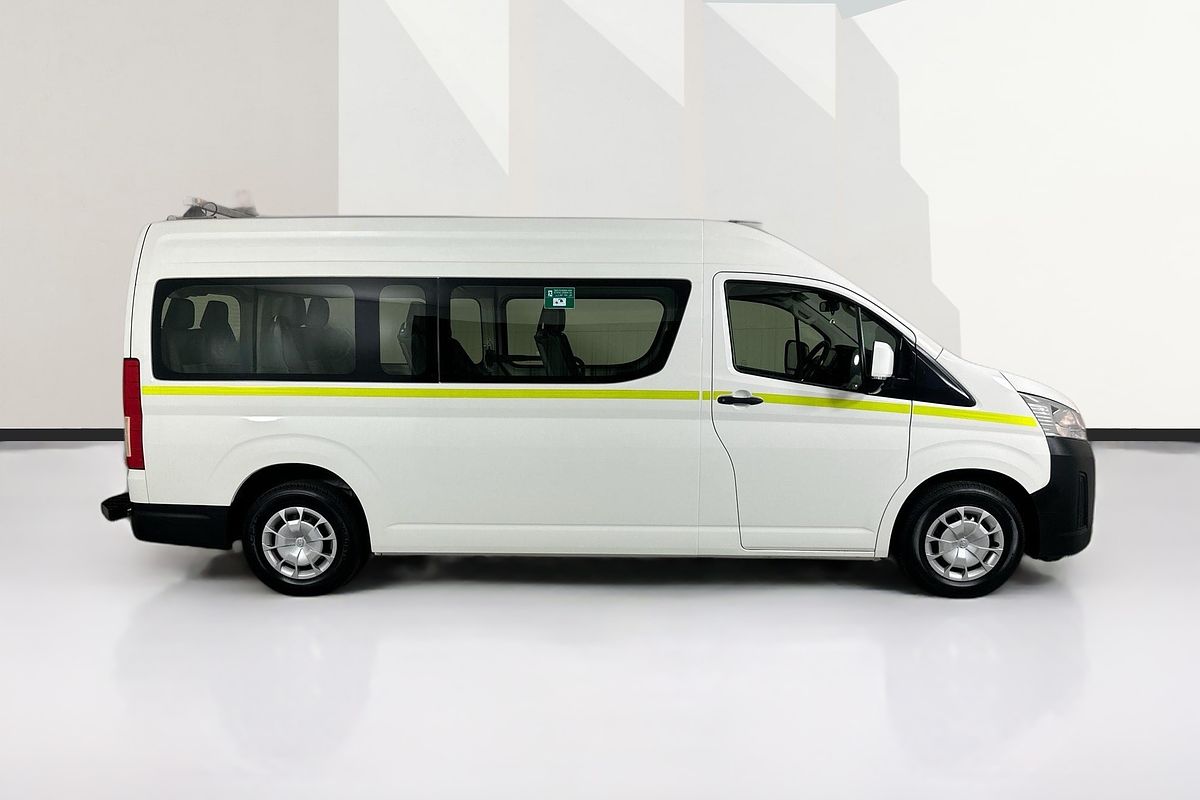 2021 Toyota Hiace SLWB COMMUTER (12 SEATS) GDH322R