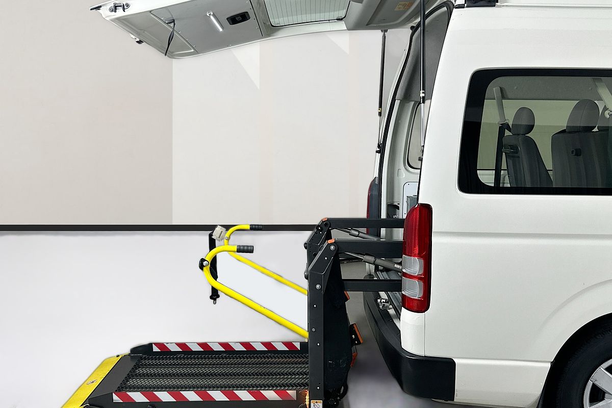 2017 Toyota Hiace COMMUTER (12 SEATS) KDH223R MY16