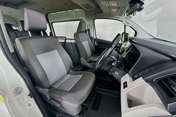 2021 Toyota Hiace Commuter GDH322R