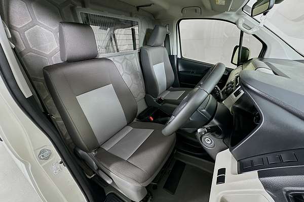 2020 Toyota HIACE LWB GRH300R LWB