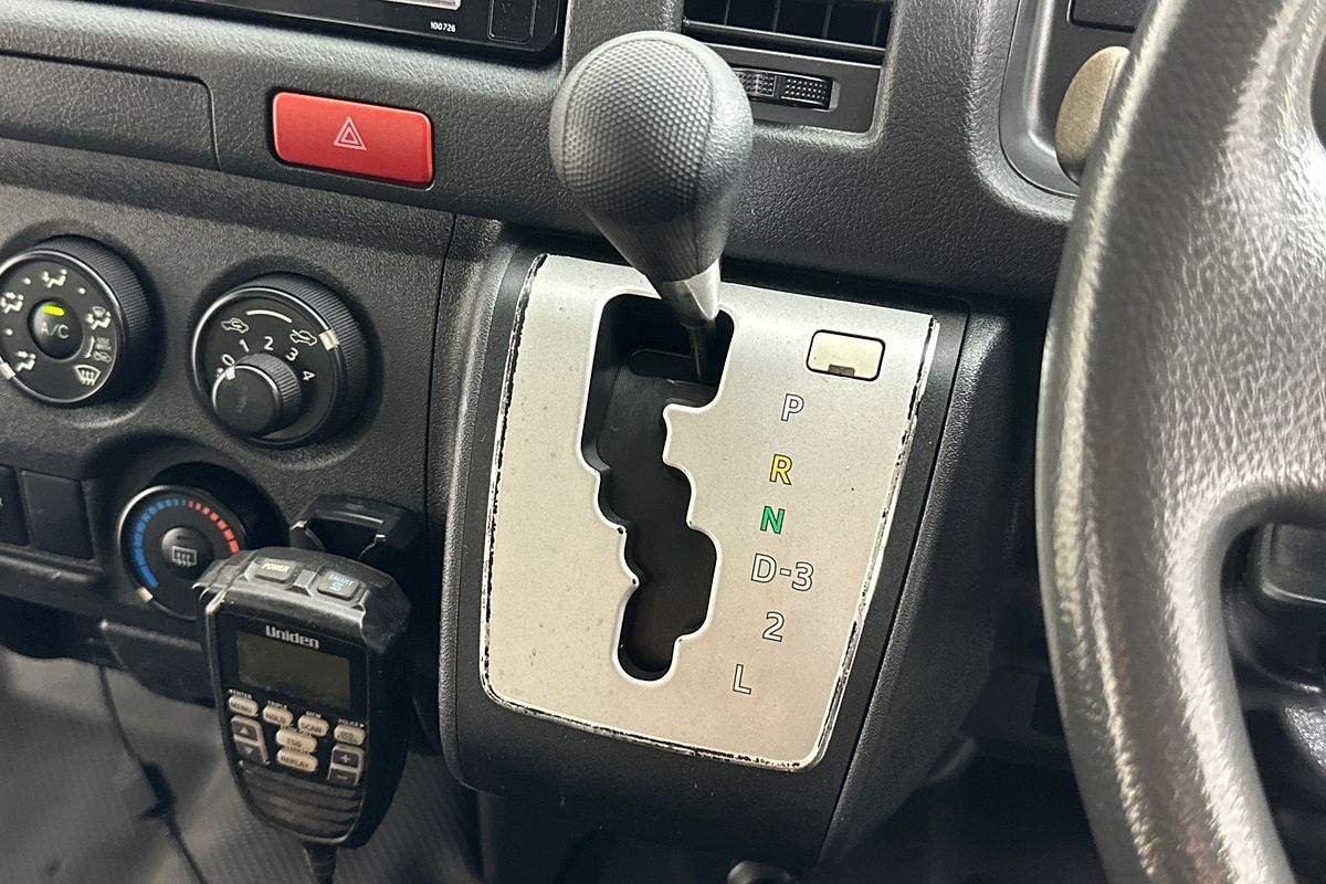 2019 Toyota HIACE COMMUTER KDH223R MY16