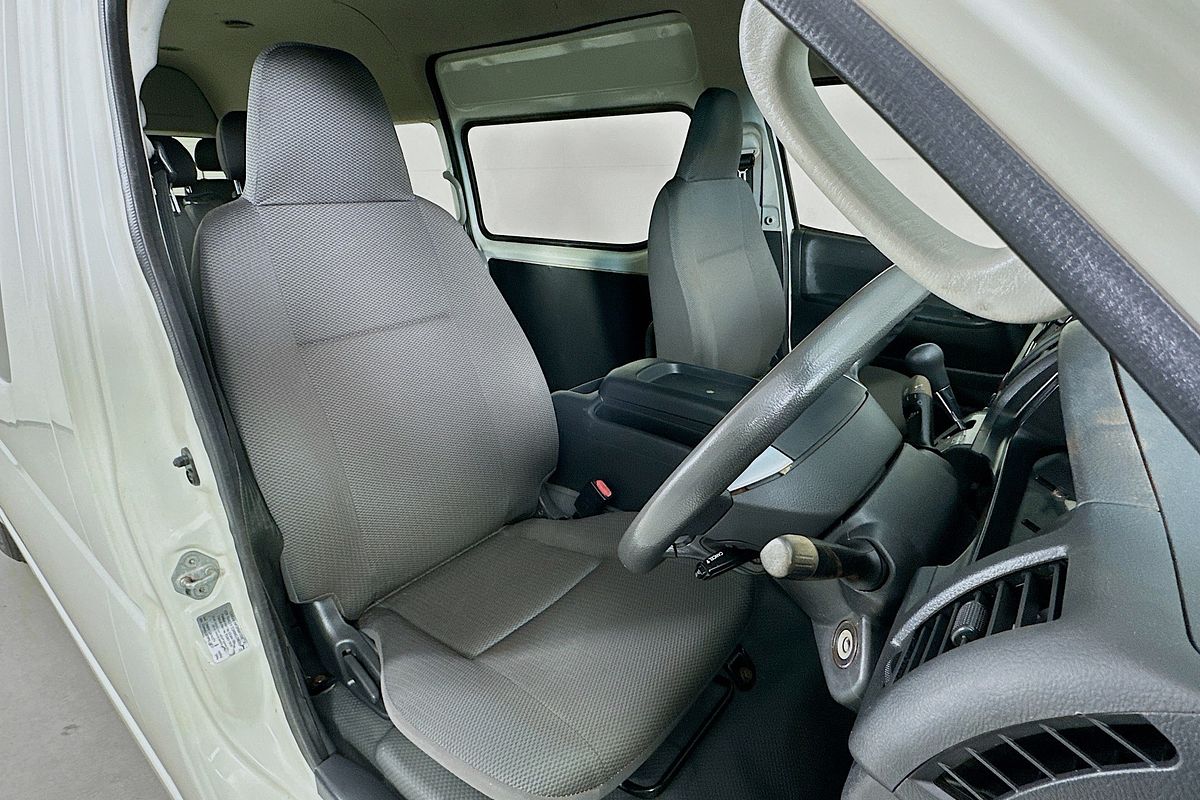 2019 Toyota HIACE COMMUTER (12 SEATS) KDH223R MY16