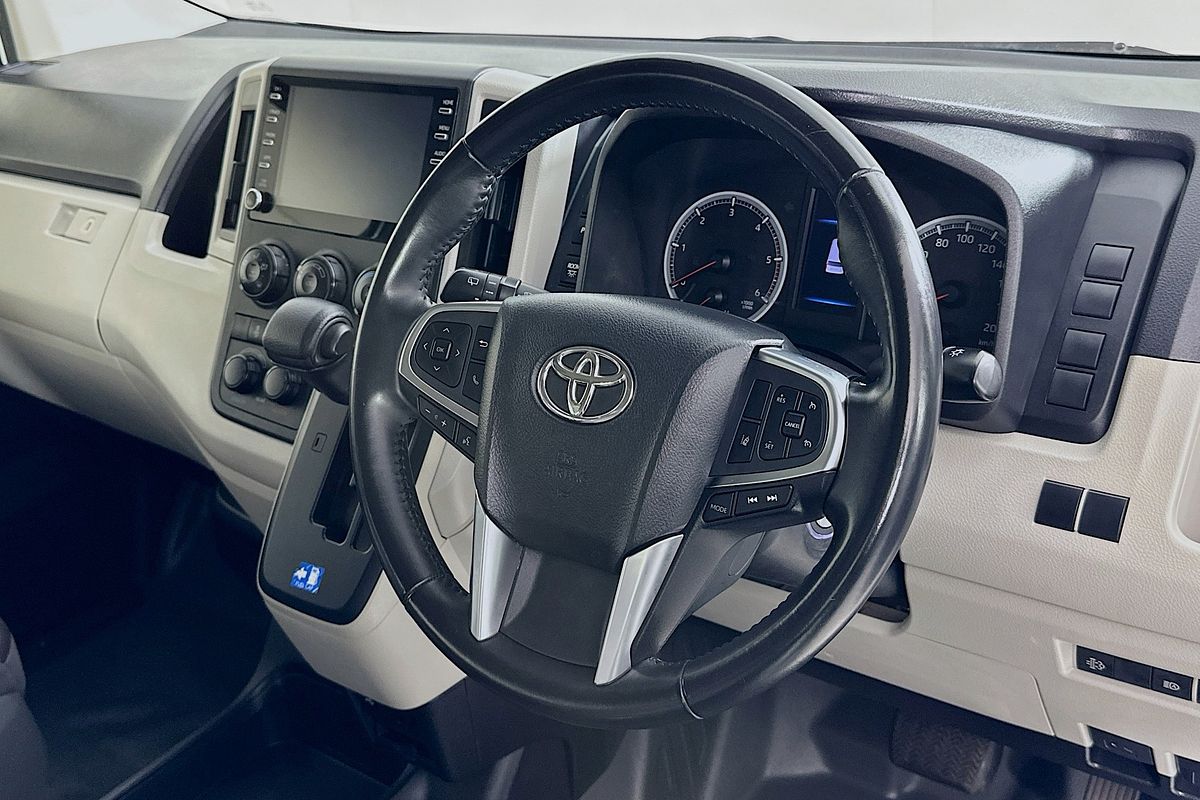 2021 Toyota HIACE SLWB COMMUTER (12 SEATS) GDH322R