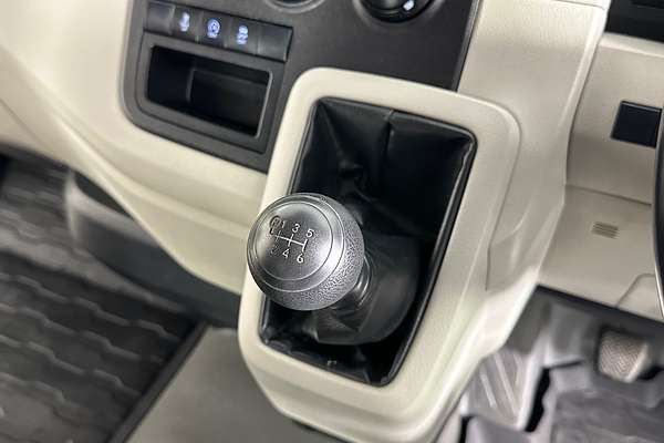 2019 Toyota HIACE LWB GDH300R LWB