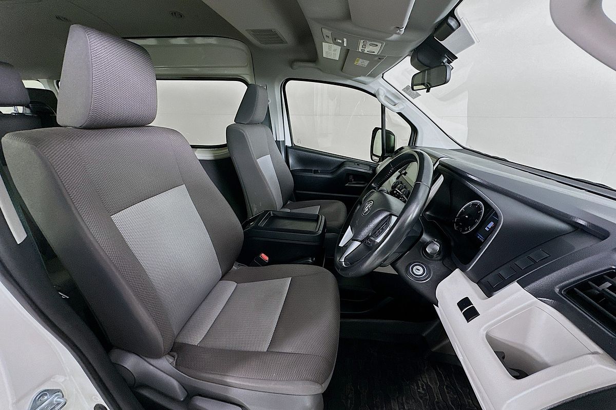 2021 Toyota HIACE SLWB COMMUTER (12 SEATS) GDH322R