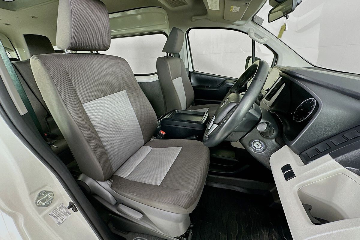 2022 Toyota Hiace SLWB COMMUTER (12 SEATS) GDH322R