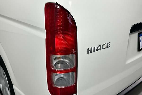 2018 Toyota Hiace COMMUTER (12 SEATS) KDH223R MY16