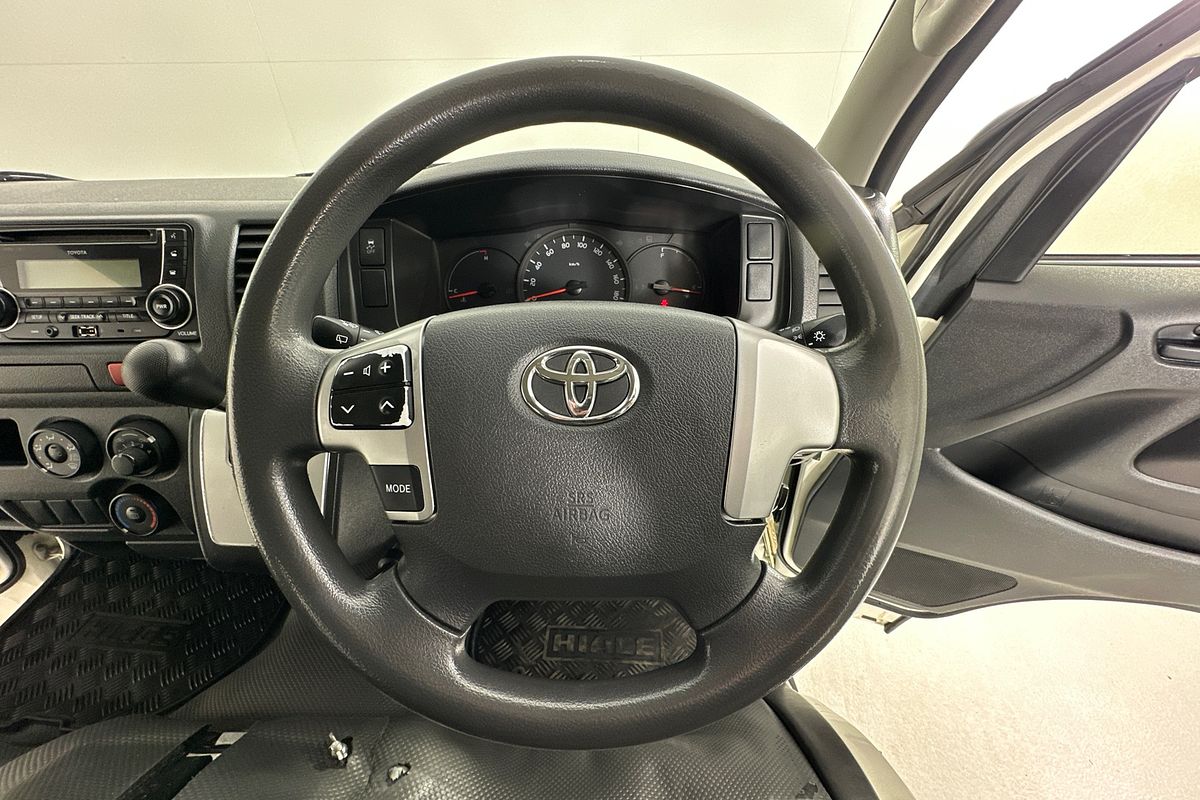 2015 Toyota HIACE TRH201R LWB