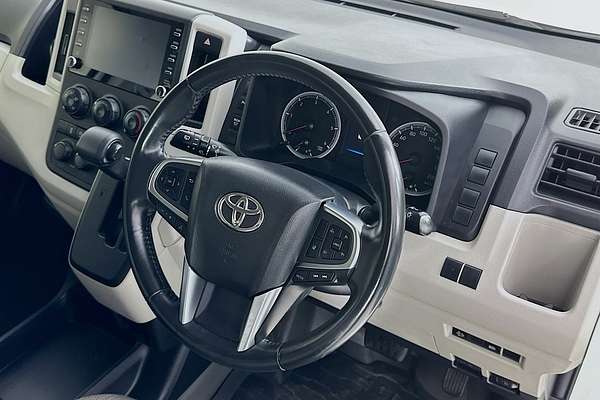 2021 Toyota HIACE SLWB COMMUTER (12 SEATS) GDH322R