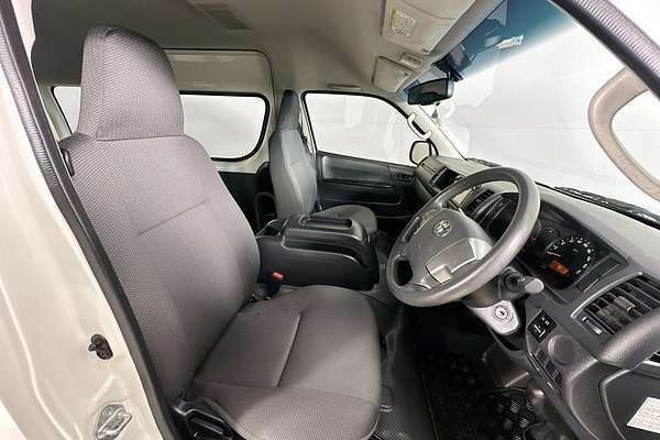 2018 Toyota Hiace COMMUTER (12 SEATS) KDH223R MY16