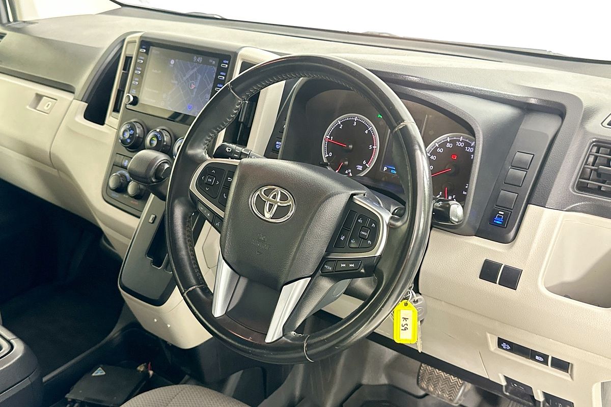 2021 Toyota Hiace SLWB COMMUTER (12 SEATS) GDH322R