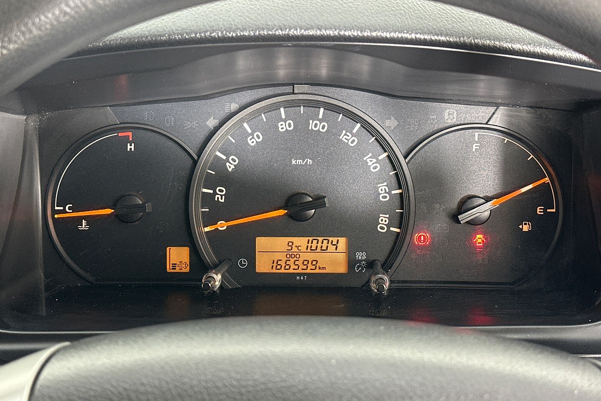 2016 Toyota HIACE LWB KDH201R MY16 LWB