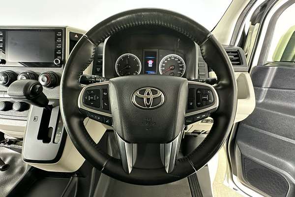 2021 Toyota HIACE SLWB COMMUTER (12 SEATS) GDH322R