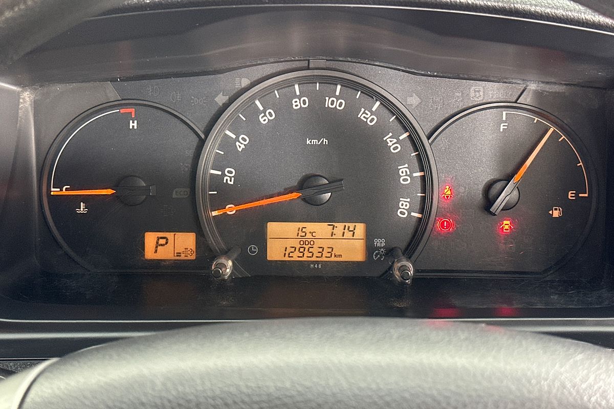 2017 Toyota HIACE LWB KDH201R MY16 LWB