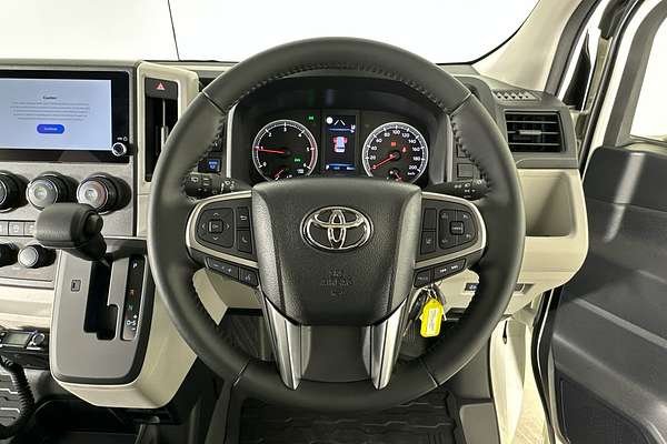 2025 Toyota Hiace SLWB COMMUTER (12 SEATS) GDH322R