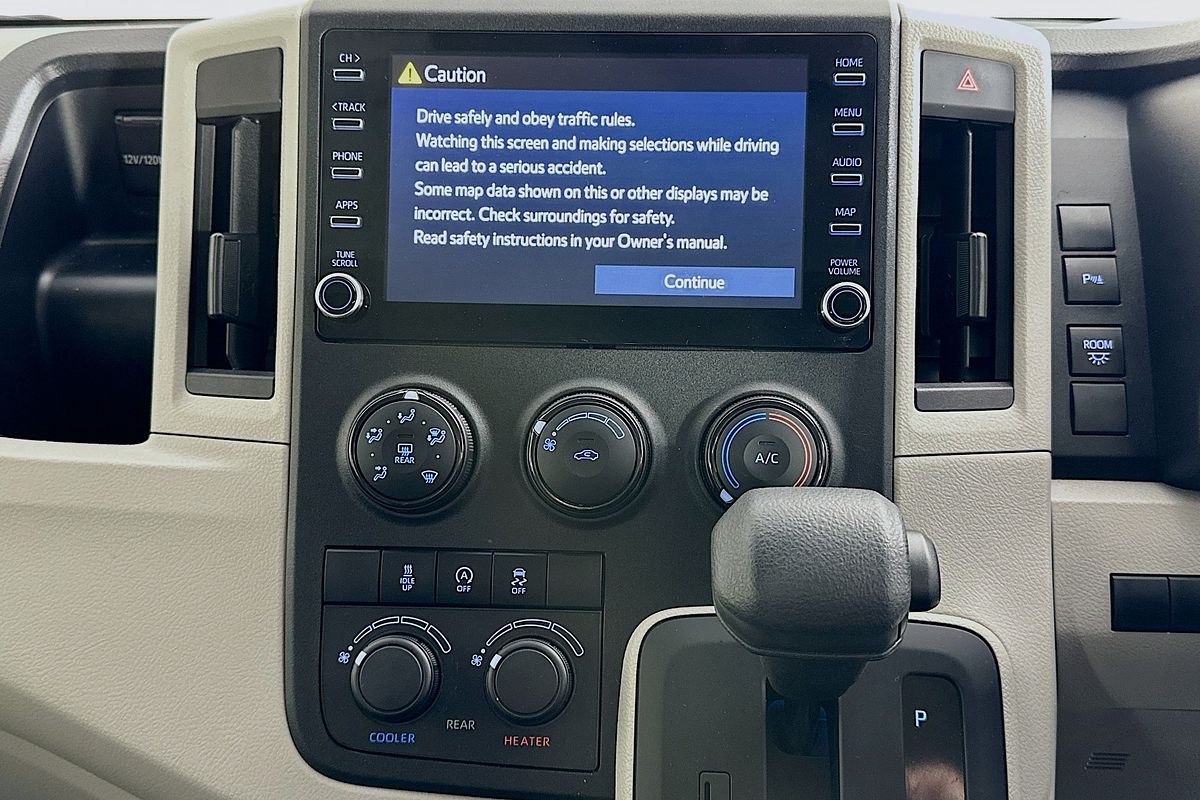 2022 Toyota Hiace SLWB COMMUTER (12 SEATS) GDH322R