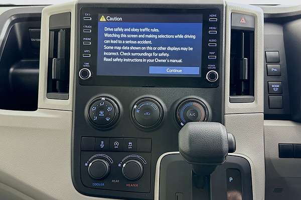 2022 Toyota Hiace SLWB COMMUTER (12 SEATS) GDH322R