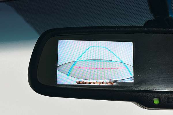 2019 Toyota HIACE COMMUTER KDH223R MY16 ELWB High Roof