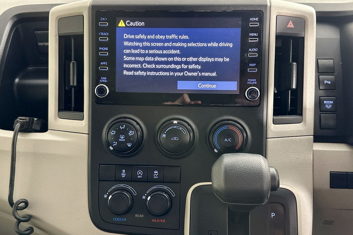 2021 Toyota Hiace SLWB COMMUTER (12 SEATS) GDH322R