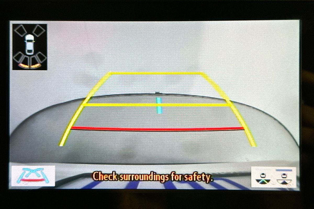 2021 Toyota Hiace SLWB COMMUTER (12 SEATS) GDH322R