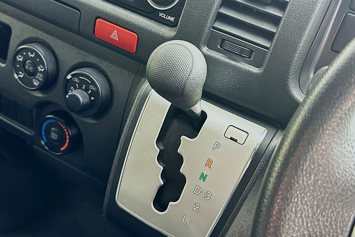 2016 Toyota Hiace KDH221R