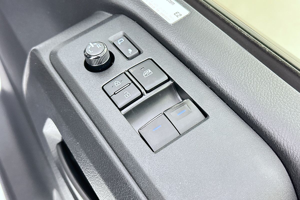 2020 Toyota HIACE LWB GDH300R LWB