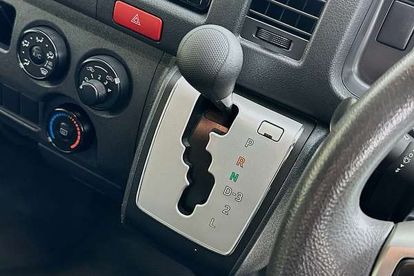 2018 Toyota HIACE LWB KDH201R MY16 LWB