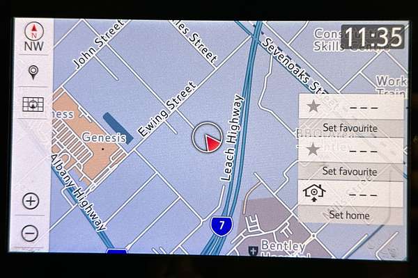 2021 Toyota Hiace SLWB COMMUTER (12 SEATS) GDH322R