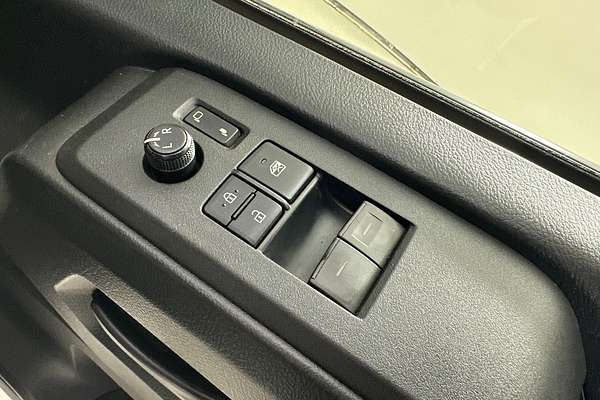 2021 Toyota HIACE SLWB COMMUTER (12 SEATS) GDH322R